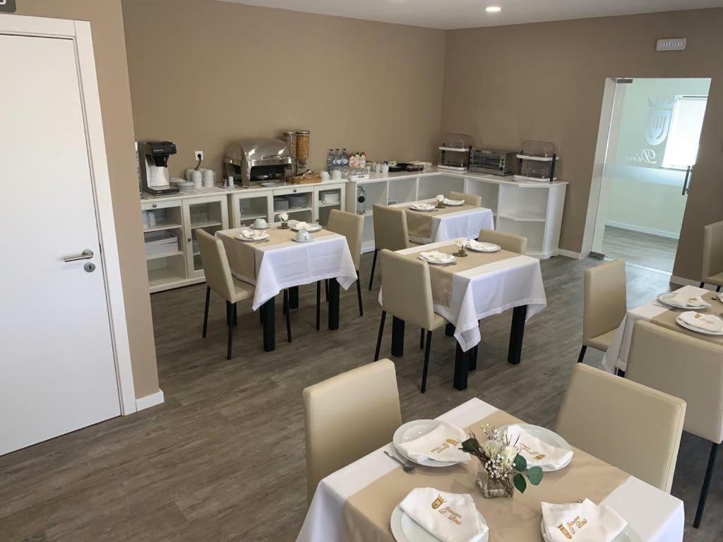 וילה נובה דה פויארס Alojamento Restaurante Dom Dinis מראה חיצוני תמונה