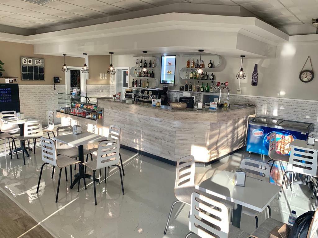וילה נובה דה פויארס Alojamento Restaurante Dom Dinis מראה חיצוני תמונה