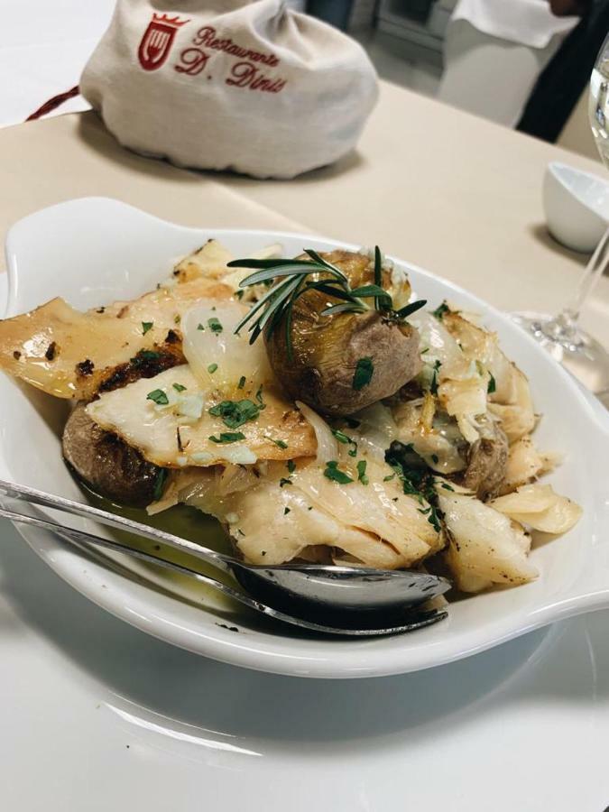 וילה נובה דה פויארס Alojamento Restaurante Dom Dinis מראה חיצוני תמונה